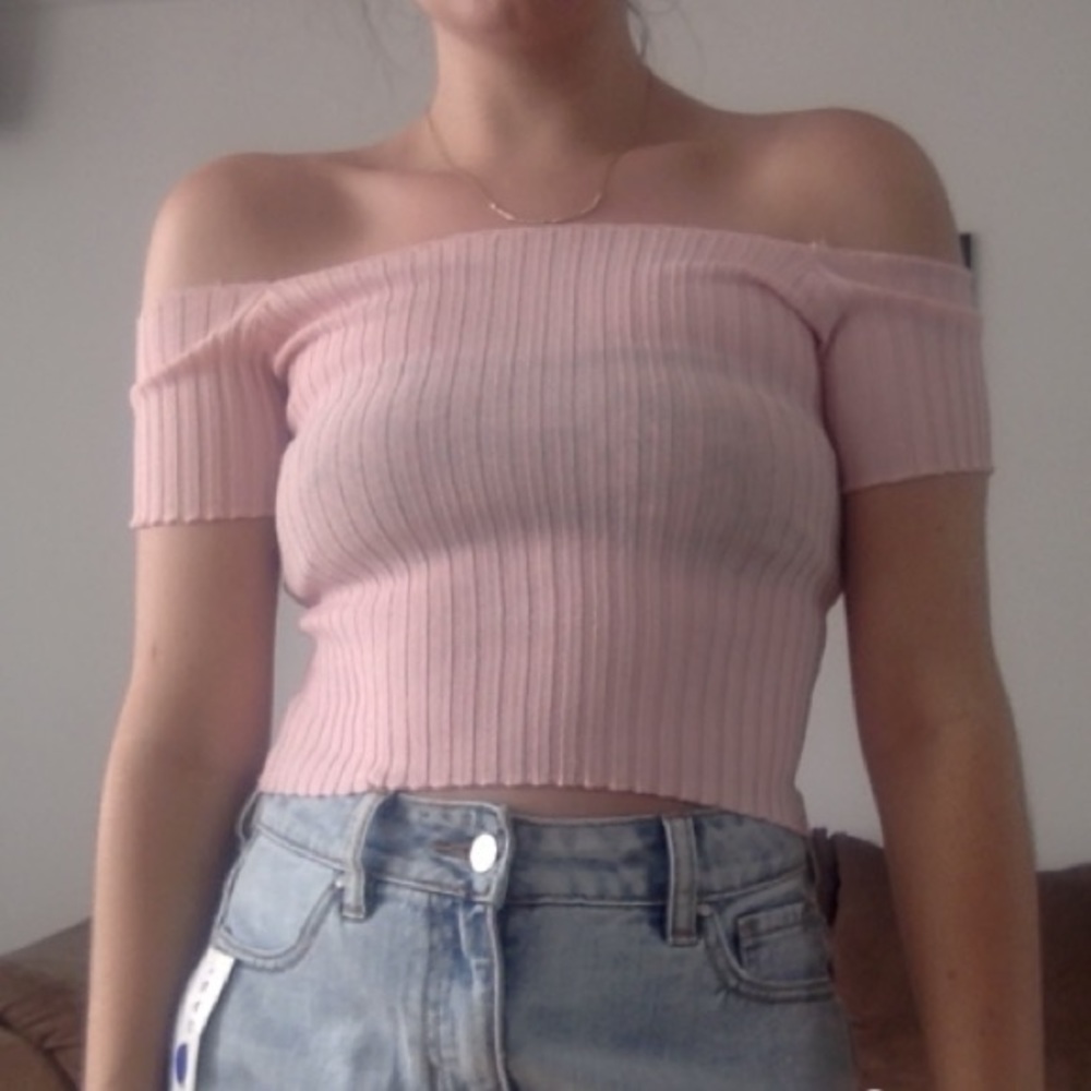 Straight neck off the shoulder baby pink top